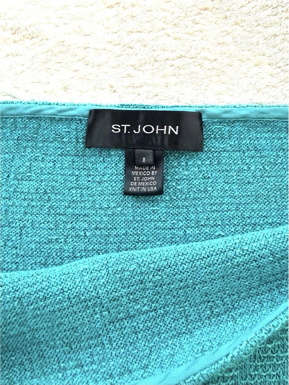St. John Women’s 2 Piece Teal Skirt Set Knit Skirt Sz 8 Satin Top Sz 4
